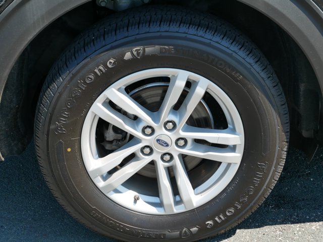 Certified 2020 Ford Explorer XLT w/ Comfort Package AWD/4WD image 9
