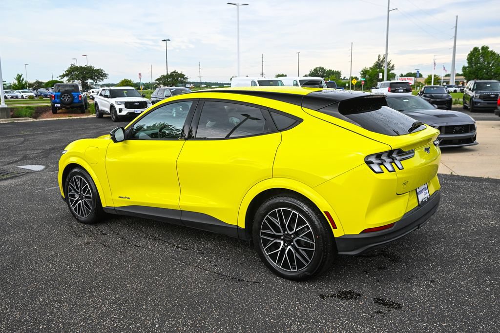 Certified 2025 Ford Mustang Mach-E Premium AWD/4WD image 7