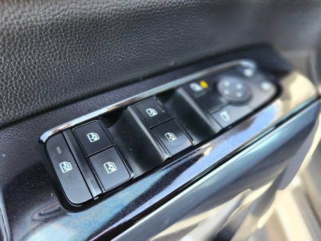 Used 2023 Nissan Pathfinder SL w/ SL Premium Package AWD/4WD image 18