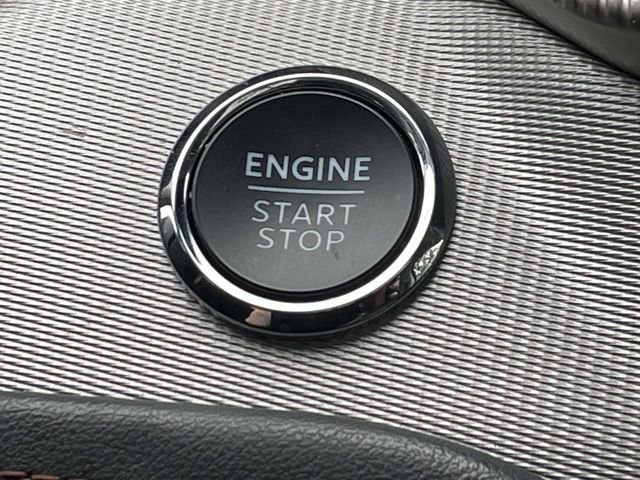 Certified 2025 Ford Explorer Active w/ Active Comfort Package image 17