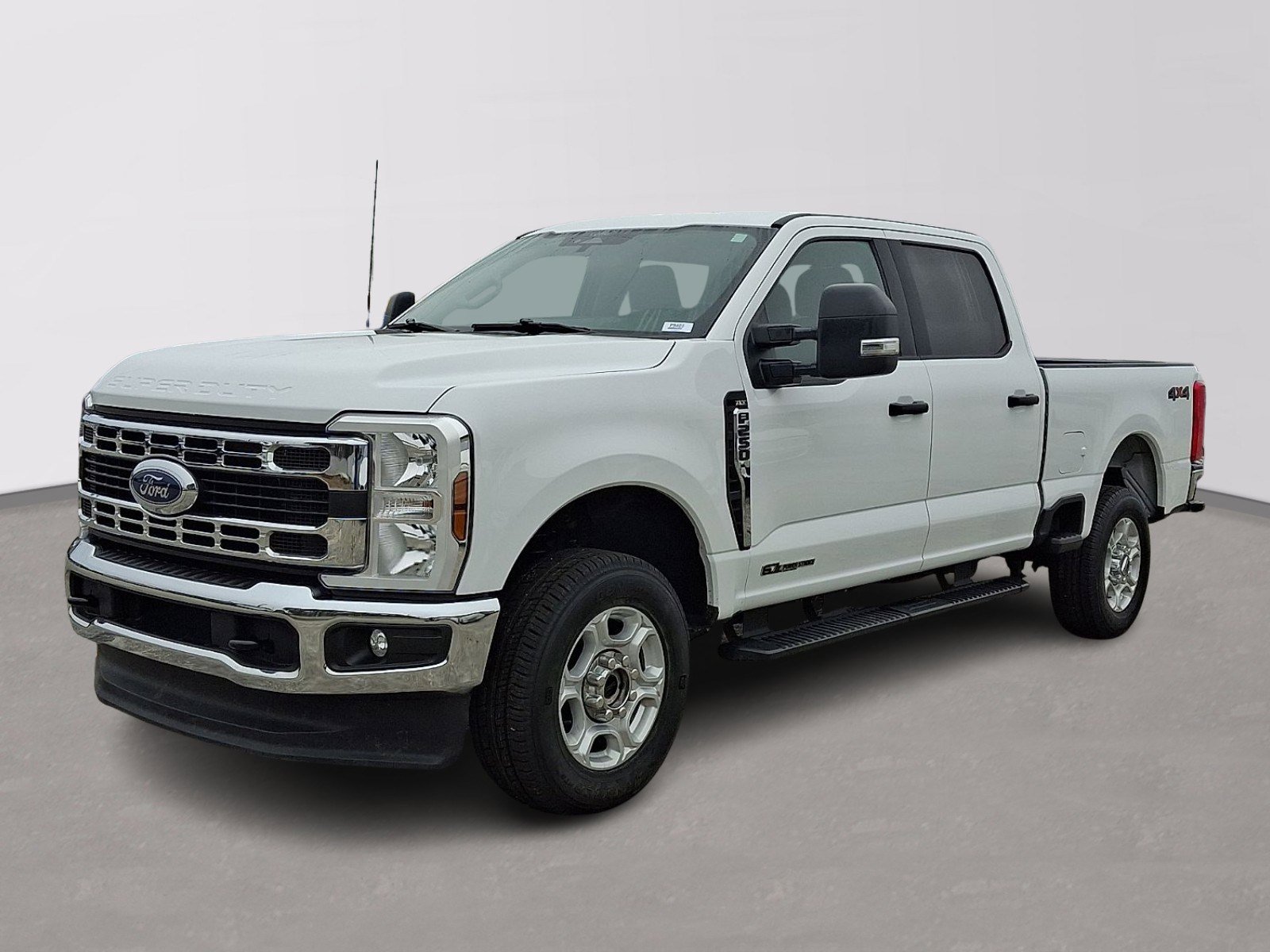 Certified 2025 Ford F250 XLT image 3