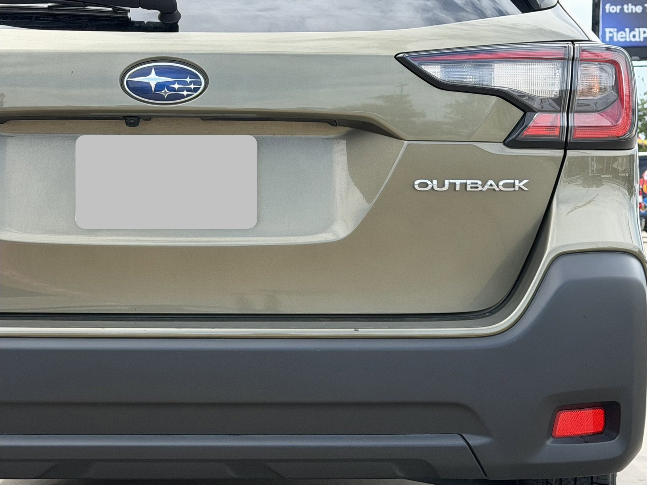 Used 2024 Subaru Outback Premium AWD/4WD image 6