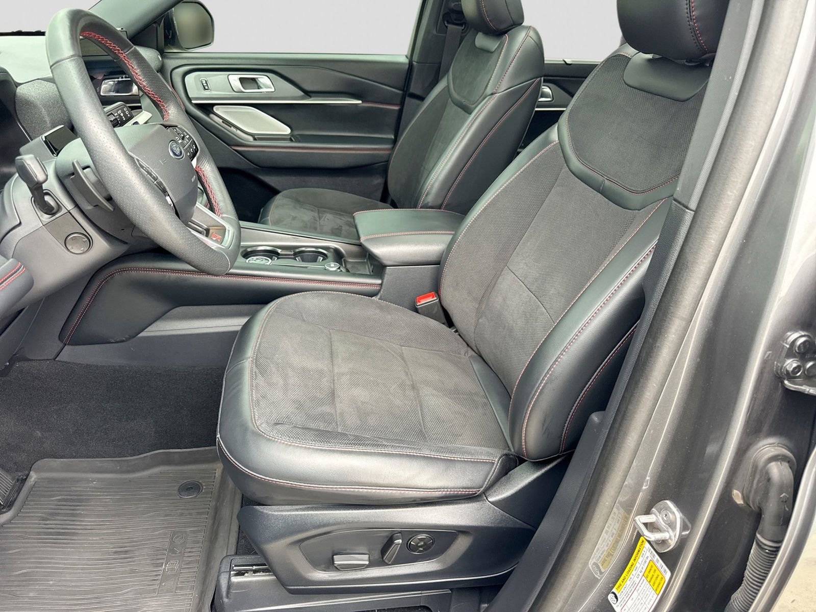 Certified 2025 Ford Explorer ST AWD/4WD image 20