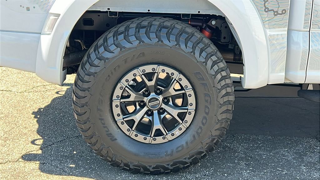 Certified 2022 Ford F150 Raptor w/ Raptor 37 Performance Package image 9