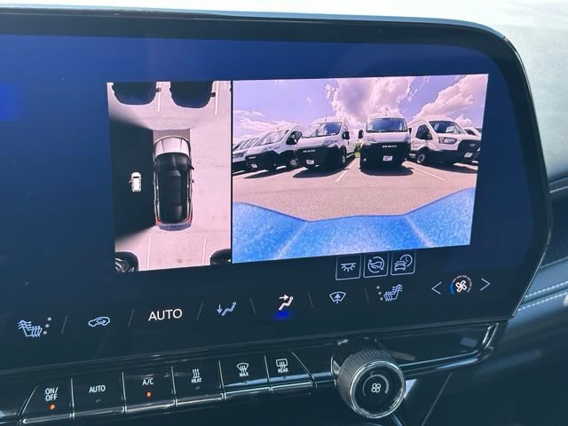 Used 2024 Chevrolet Blazer EV LT AWD/4WD image 25