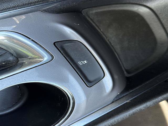 Used 2023 Chevrolet Malibu LT FWD image 33