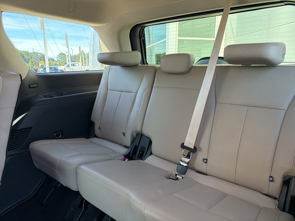 Certified 2022 Ford Expedition XLT RWD image 20