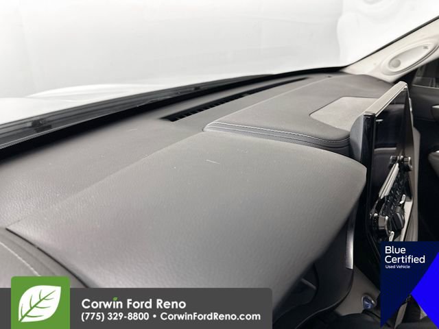 Used 2020 Toyota Highlander Limited image 11