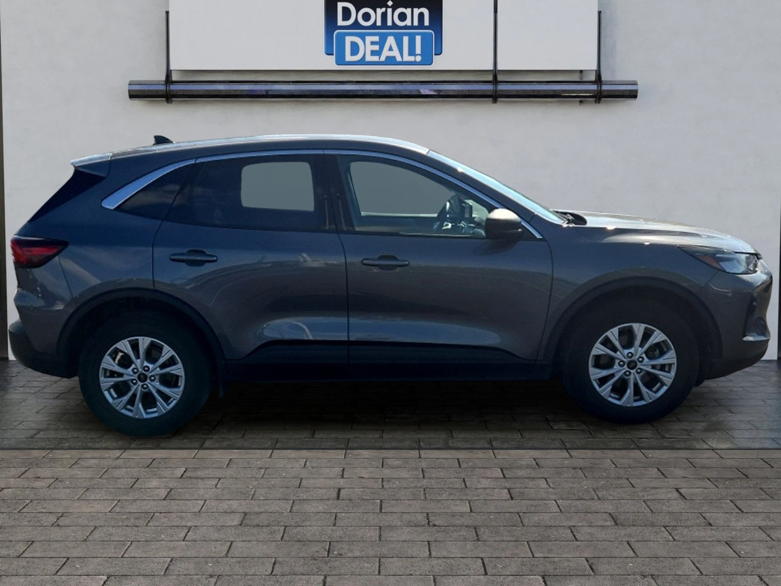 Certified 2023 Ford Escape Active AWD/4WD image 2