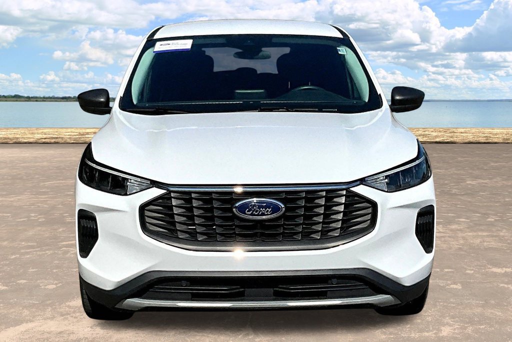 Certified 2025 Ford Escape Active AWD/4WD image 2