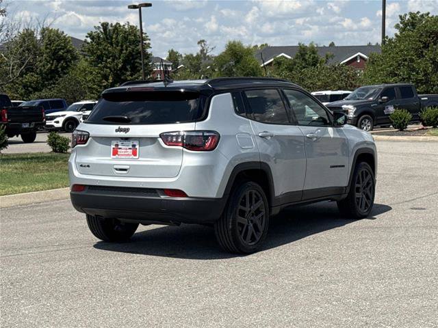 Used 2026 Jeep Compass Limited AWD/4WD image 5