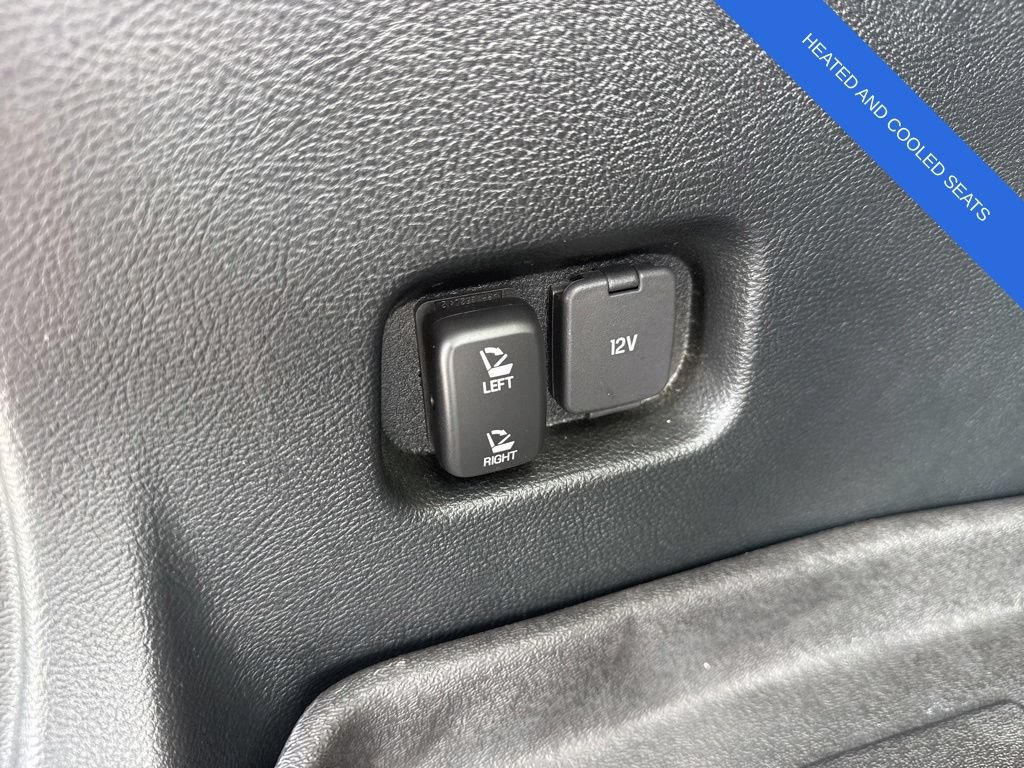 Certified 2023 Ford Edge Titanium AWD/4WD image 15