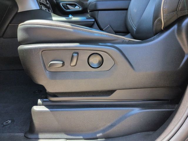 Used 2022 Chevrolet Suburban Premier RWD image 24