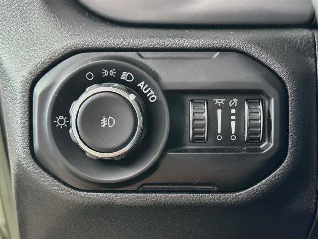 Used 2021 Jeep Wrangler Unlimited Sport AWD/4WD image 27