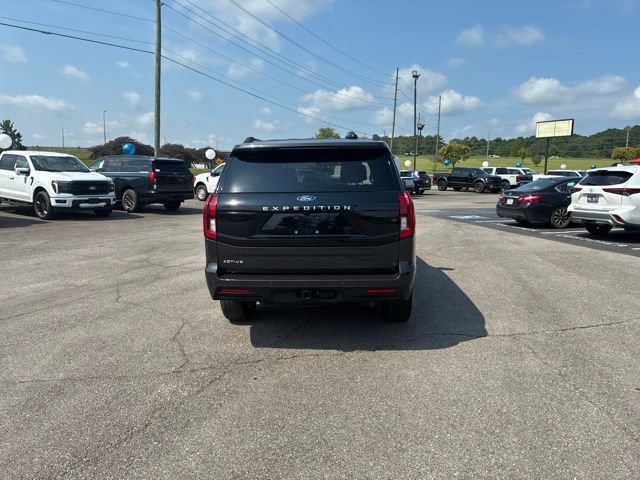 Certified 2025 Ford Expedition Active AWD/4WD image 43