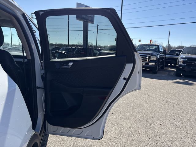 Certified 2020 Ford Escape SE Sport image 25