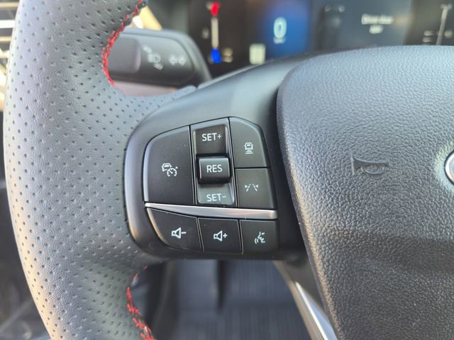 Certified 2023 Ford Escape ST-Line w/ Tech Pack #1 AWD/4WD image 18