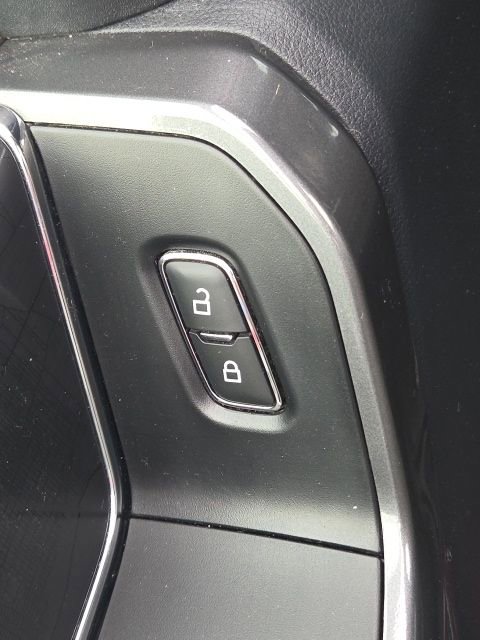 Certified 2022 Ford F150 XLT w/ Equipment Group 302A High image 22