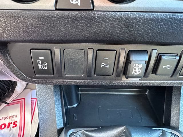 Used 2023 Toyota Tacoma TRD Off-Road w/ TRD Premium Off Road Package AWD/4WD image 15