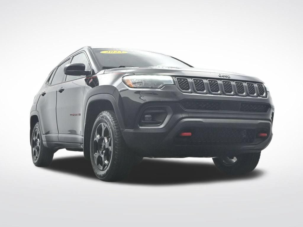 Used 2023 Jeep Compass Trailhawk w/ Trailhawk Elite Group AWD/4WD image 34