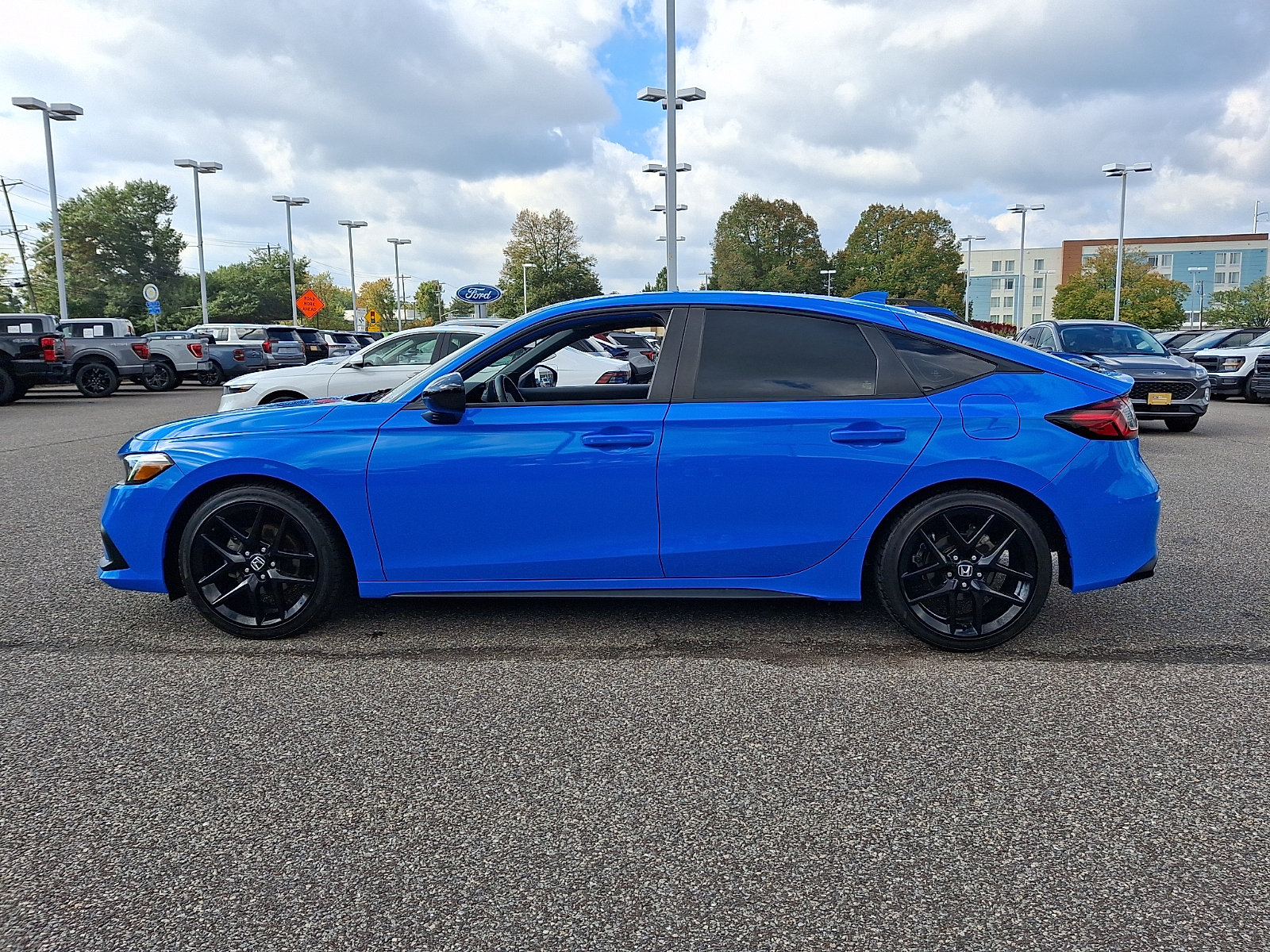 Used 2024 Honda Civic Sport image 6