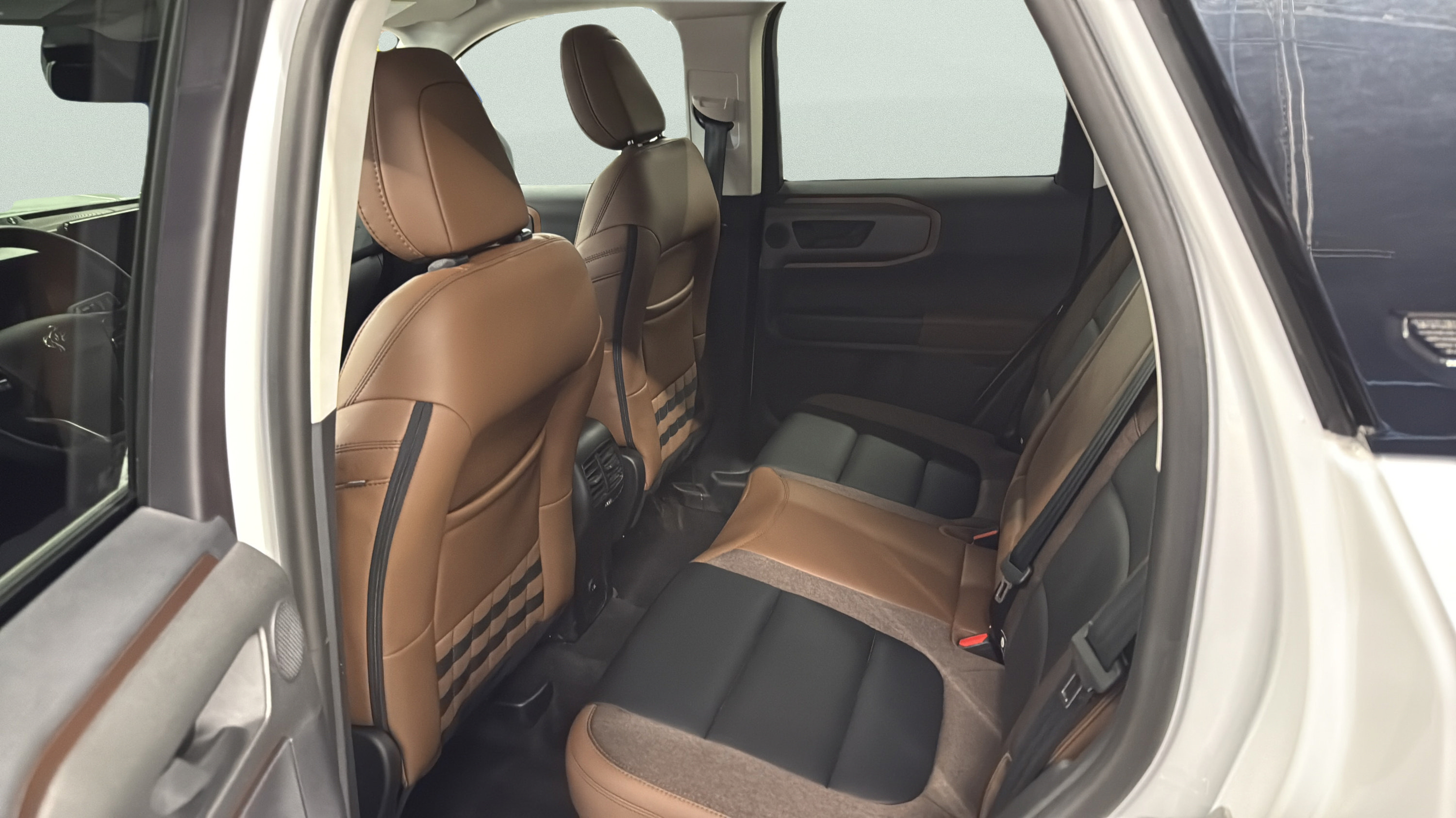 Certified 2025 Ford Bronco Sport Outer Banks w/ Outer Banks Tech Package+ AWD/4WD image 13