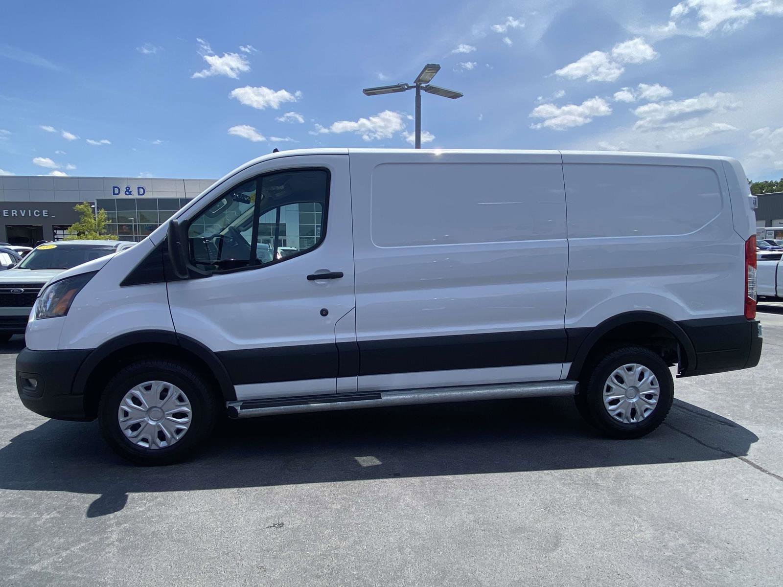 Certified 2024 Ford Transit 250 Low Roof w/ Exterior Upgrade Package RWD image 4