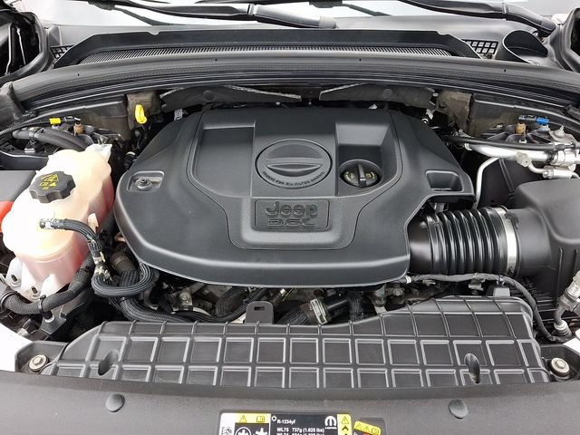 Used 2022 Jeep Grand Cherokee Overland w/ Luxury Tech Group IV AWD/4WD image 34