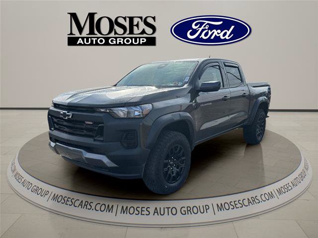 Used 2025 Chevrolet Colorado Trail Boss AWD/4WD image 1