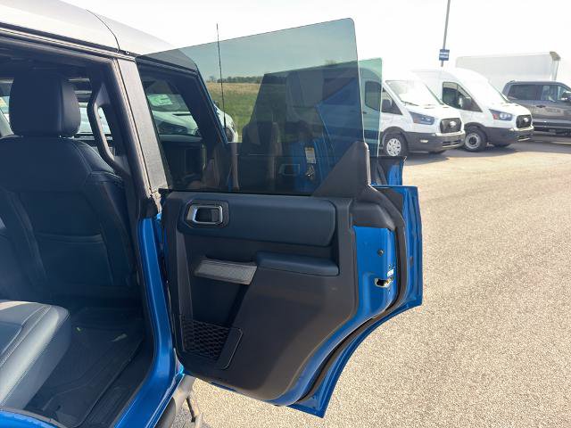 Certified 2022 Ford Bronco Outer Banks w/ Sasquatch Package AWD/4WD image 15