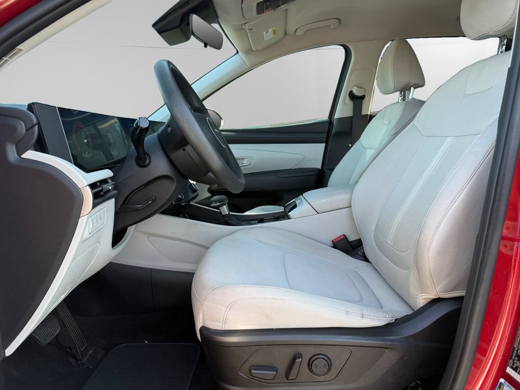 Used 2025 Hyundai Tucson SEL FWD image 9