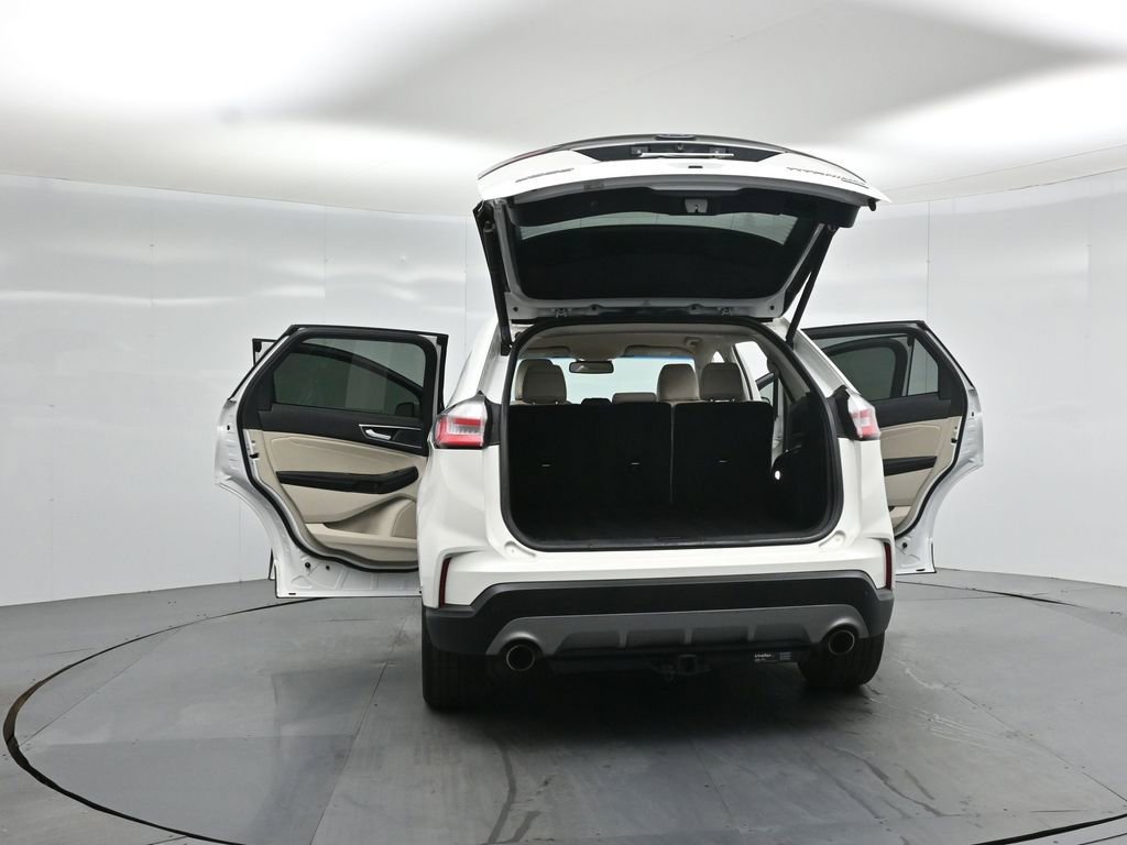 Certified 2020 Ford Edge Titanium FWD image 32