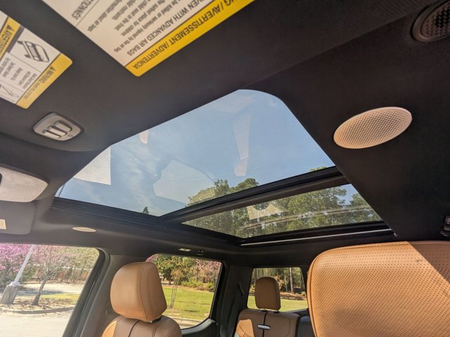 Certified 2022 Ford F150 Platinum w/ Equipment Group 701A High image 29