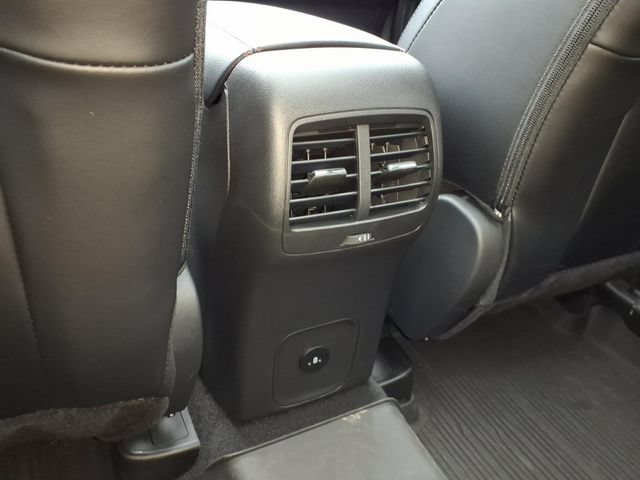 Certified 2025 Ford Escape ST-Line w/ Tech Pack #1 AWD/4WD image 12