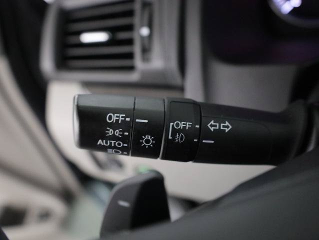 Used 2021 Honda Pilot Touring image 13
