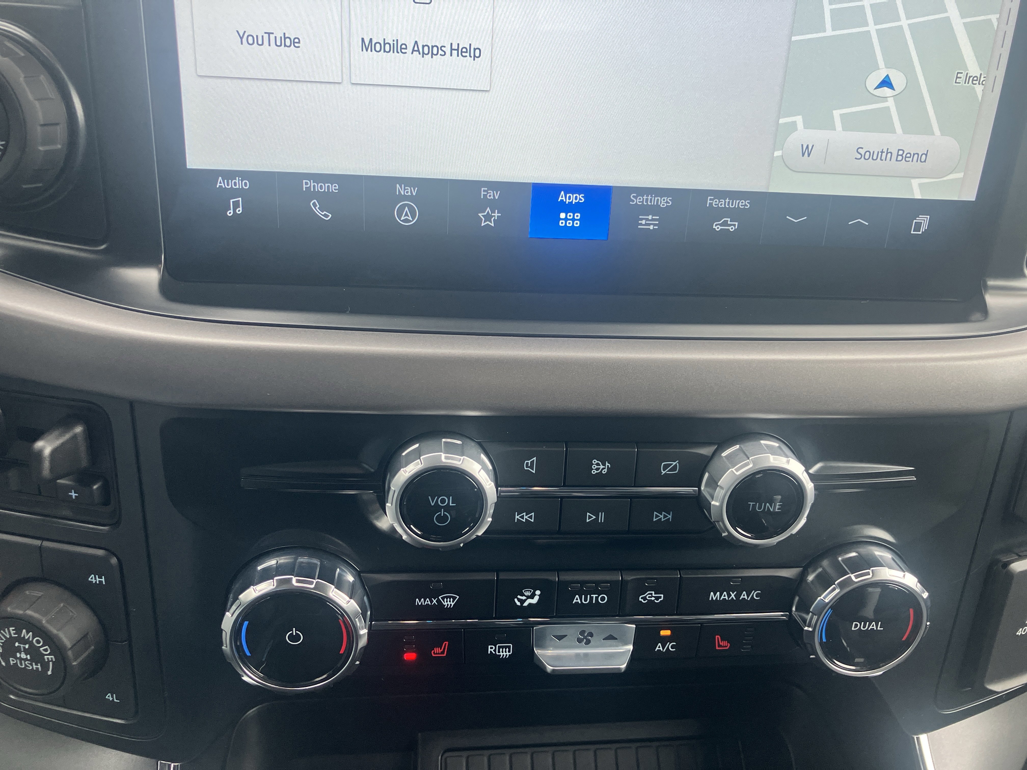 Certified 2024 Ford F150 XLT w/ Equipment Group 302A MID AWD/4WD image 31
