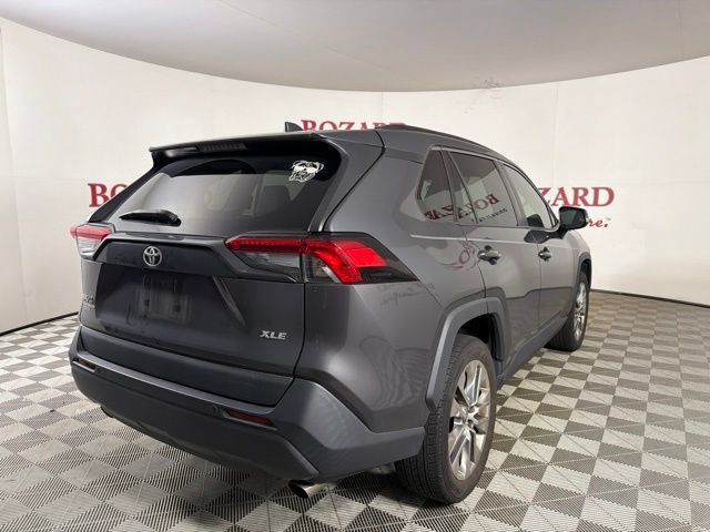 Used 2021 Toyota RAV4 XLE Premium FWD image 13