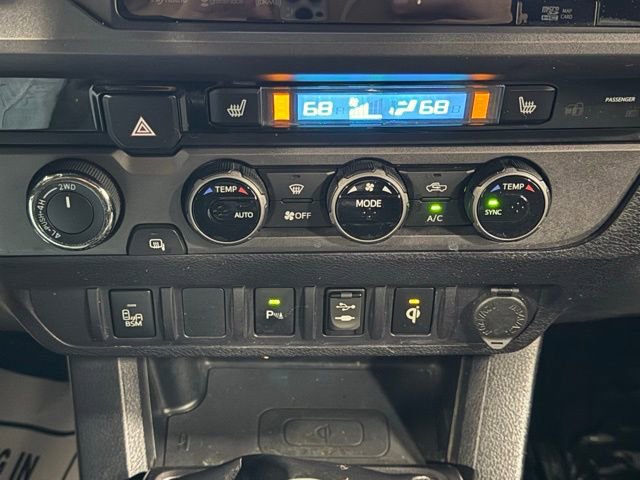 Used 2017 Toyota Tacoma TRD Off-Road image 29