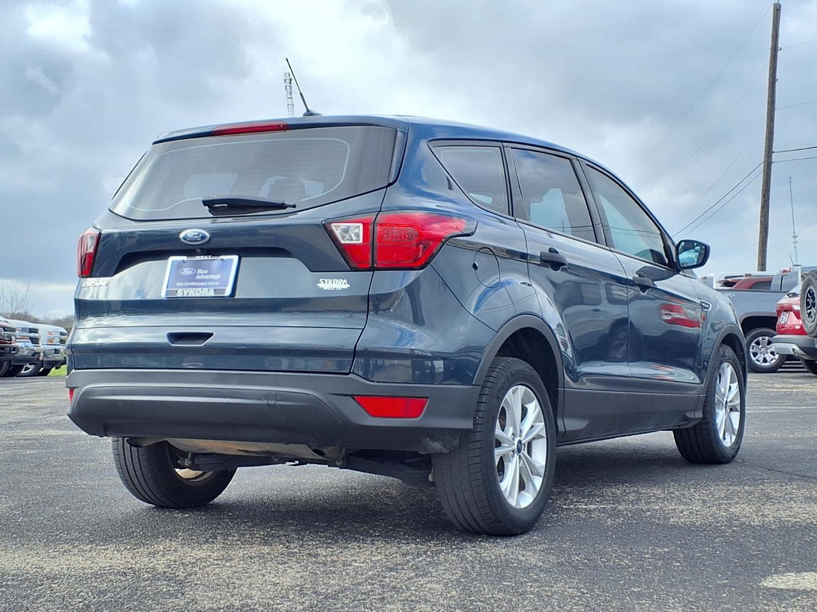 Certified 2019 Ford Escape S image 3