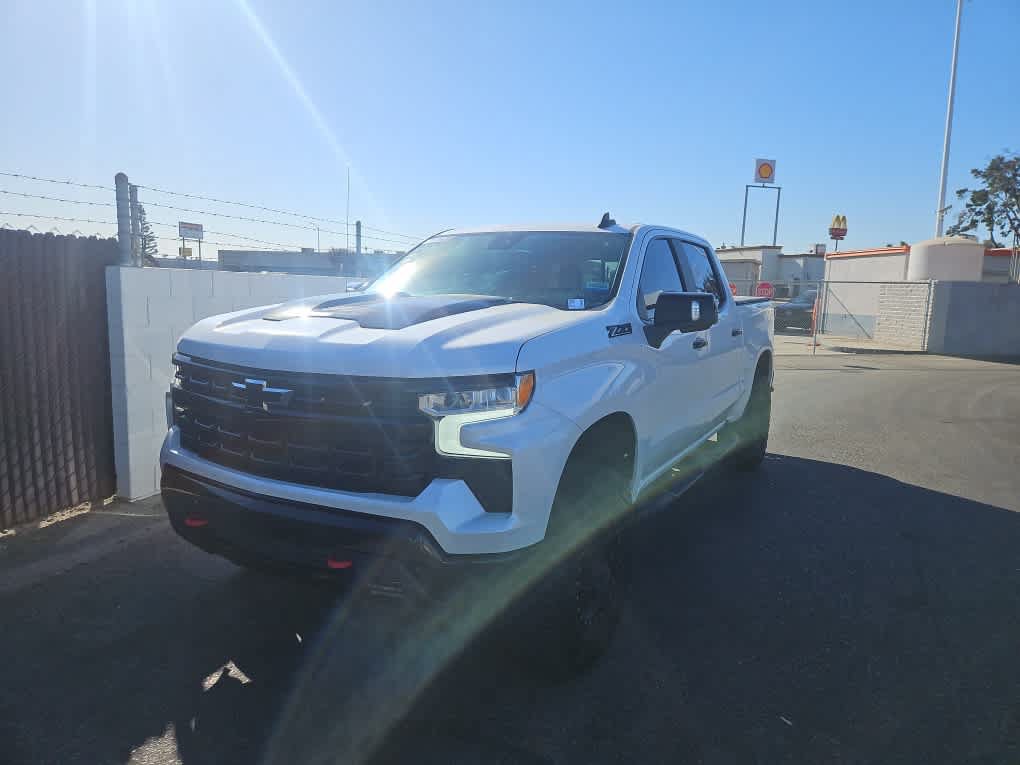 Used 2024 Chevrolet Silverado 1500 LT Trail Boss w/ LT Trail Boss Premium Package