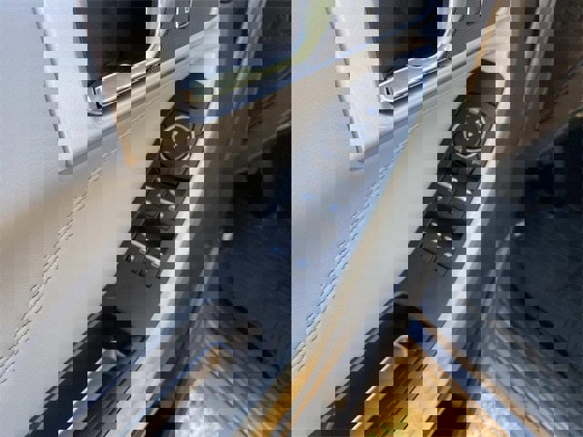 Certified 2021 Ford Explorer XLT w/ Equipment Group 202A image 53