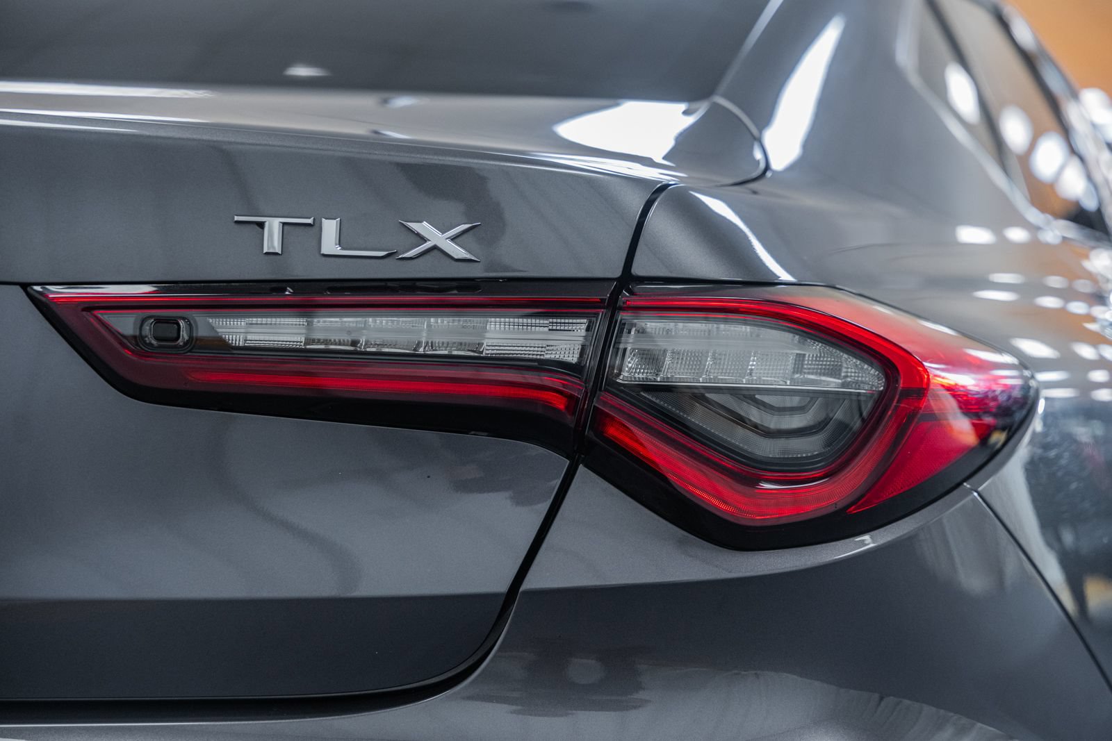 Used 2021 Acura TLX w/ Technology Package FWD image 7
