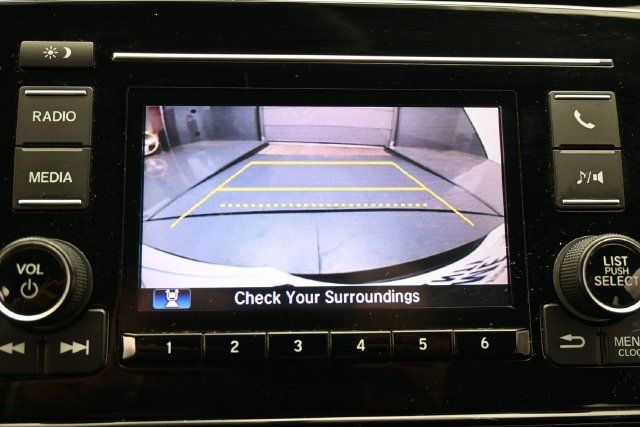 Used 2018 Honda CR-V LX image 20