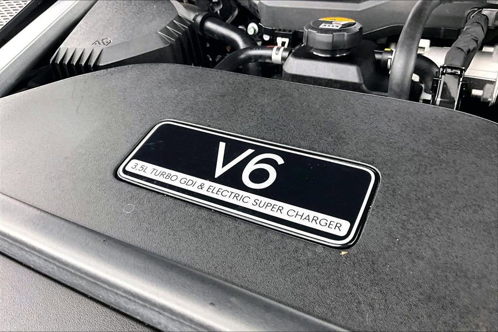 Used 2024 Genesis G90 3.5T image 34