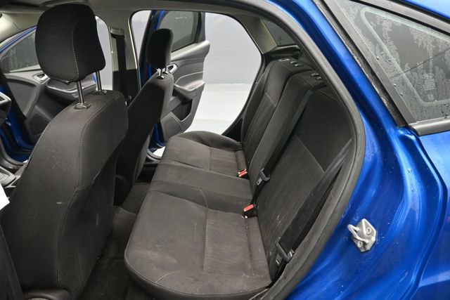 Certified 2018 Ford Focus SE w/ SE Winter Package FWD image 12
