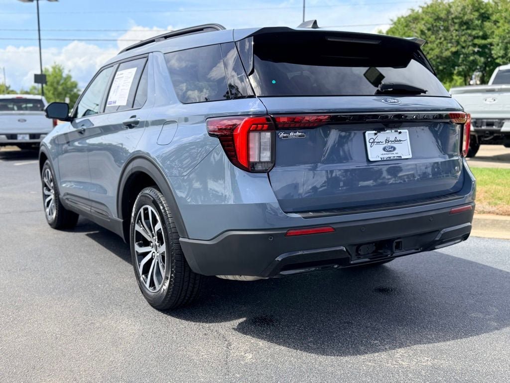 Certified 2025 Ford Explorer ST-Line w/ Premium Package RWD image 6