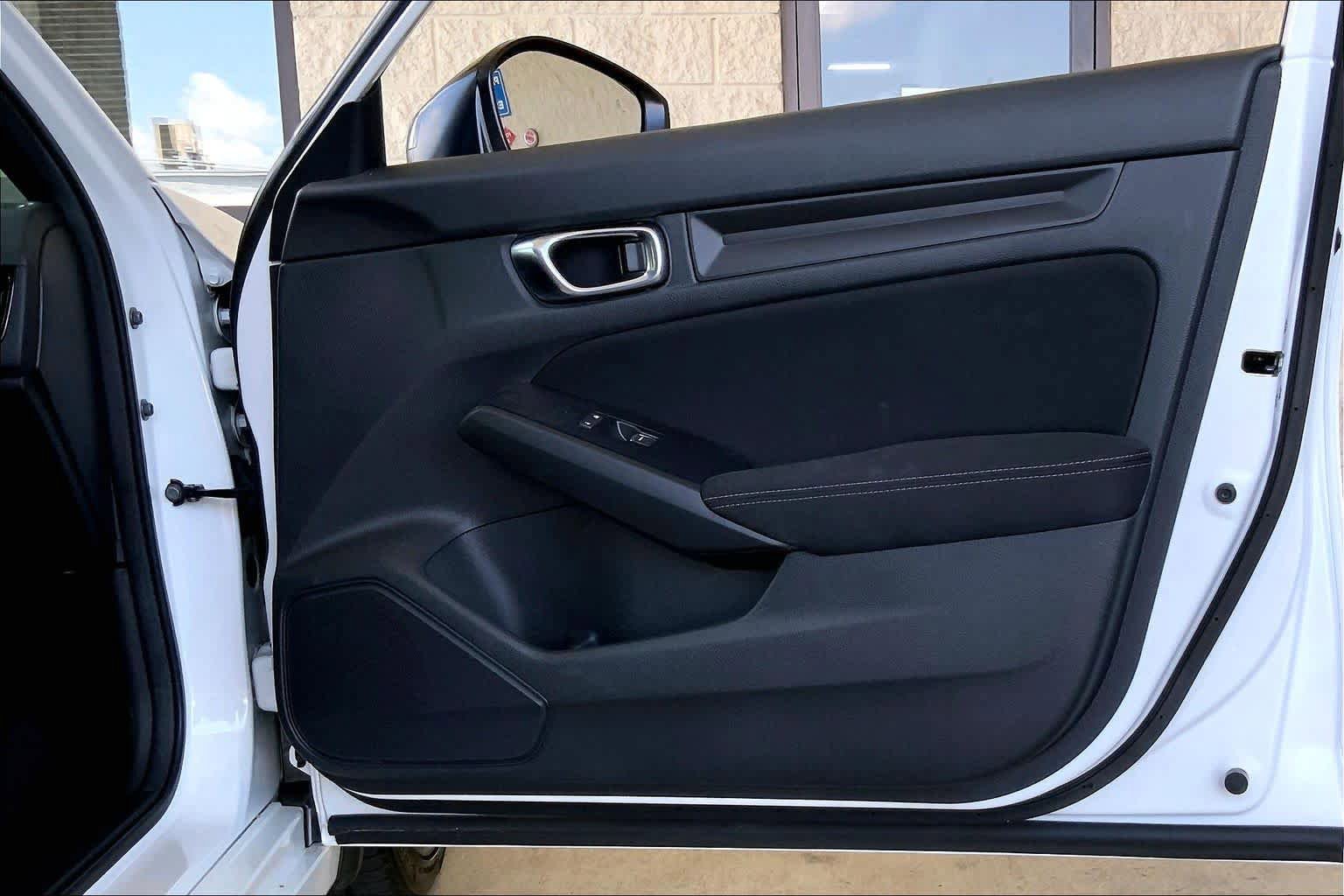 Used 2025 Honda Civic Sport image 22