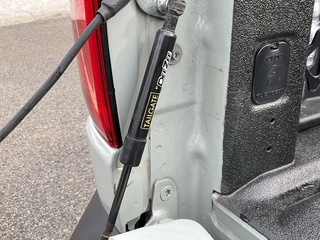 Certified 2022 Ford Maverick Lariat w/ Lariat Luxury Package image 28