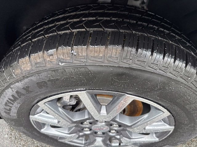Used 2023 GMC Acadia SLT AWD/4WD image 14