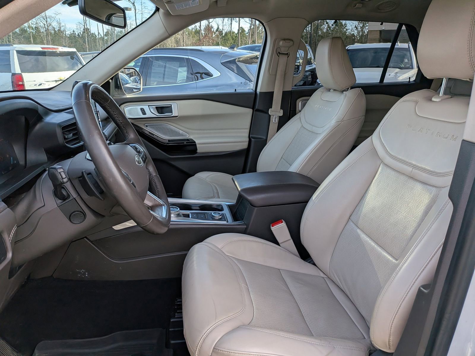 Certified 2021 Ford Explorer Platinum w/ Equipment Group 601A image 22